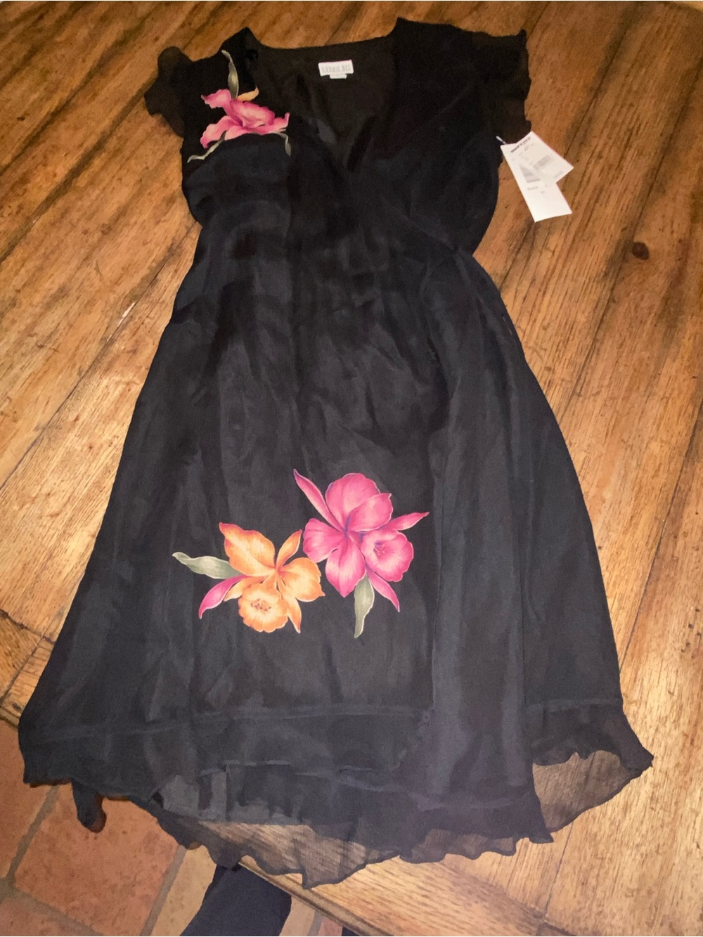 NWT Silk Robbie Bee Black Dress with Beautiful Tropical Flowers